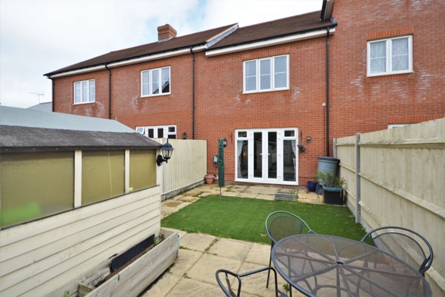 2 bedroom house in Aylesbury - Buckinghamshire - Share to Buy