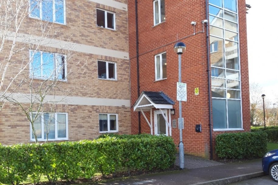 1 Bedroom Apartment In Reading Reading Share To Buy